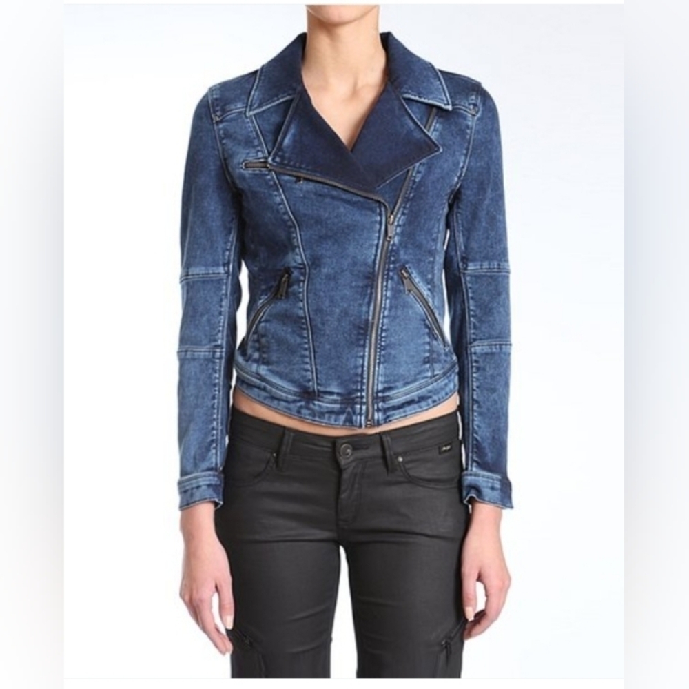 Mavi denim jacket..